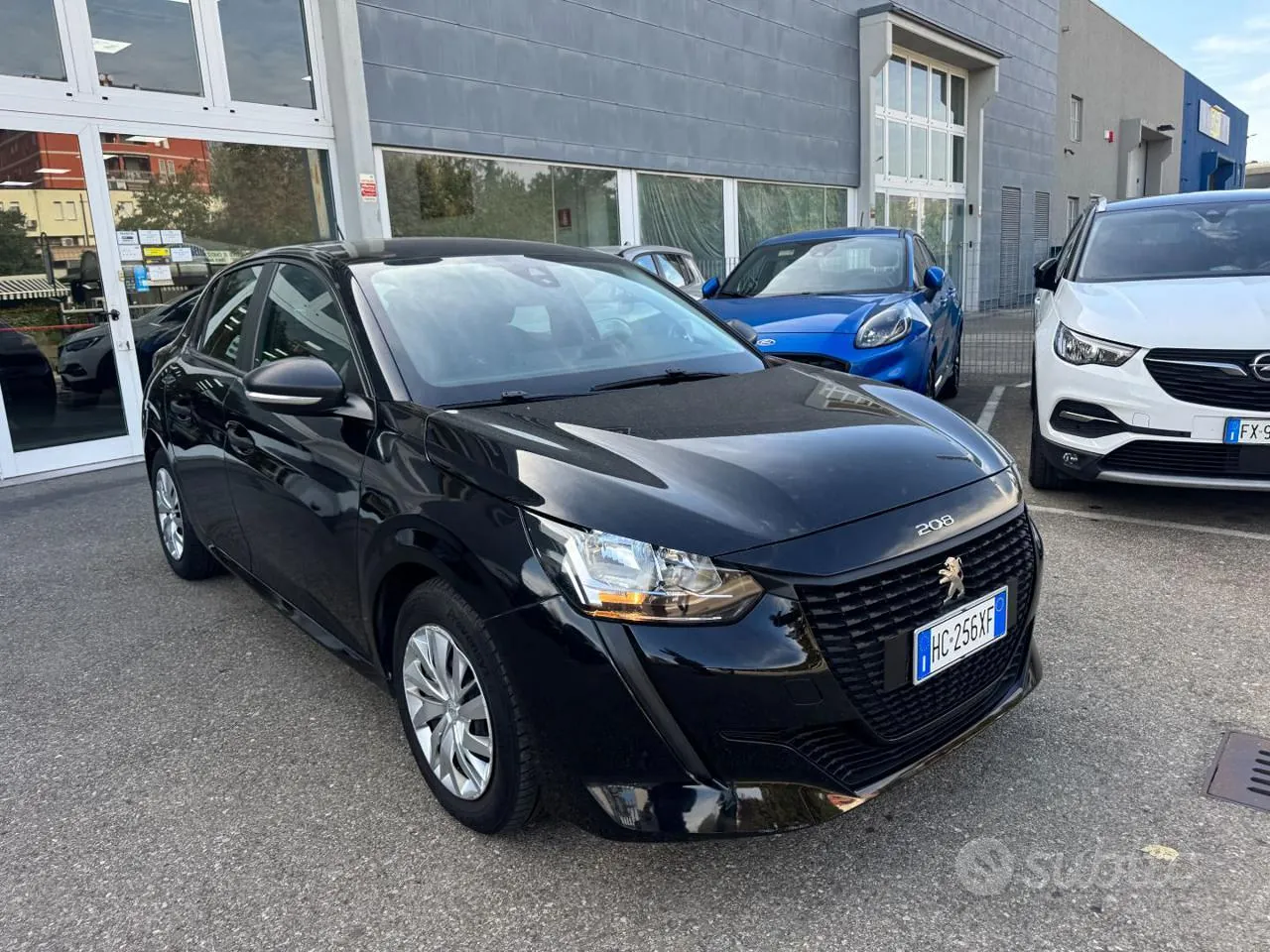 Peugeot 208 2022 photo 2
