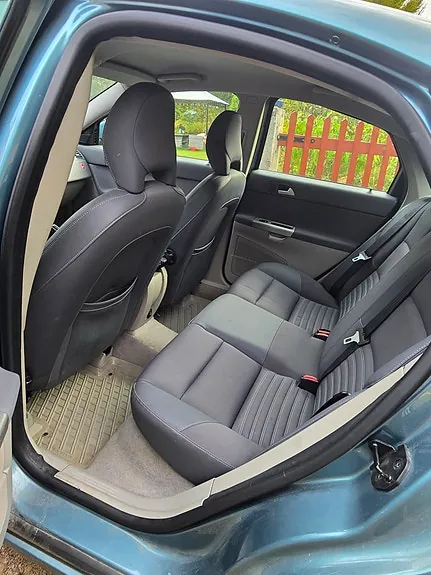 Volvo S40 2010 photo 4