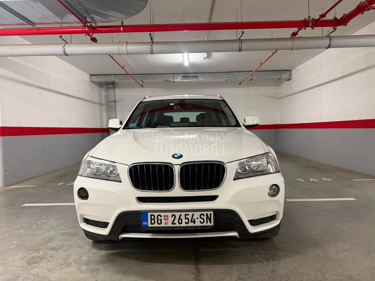 BMW X3 2012 photo 2