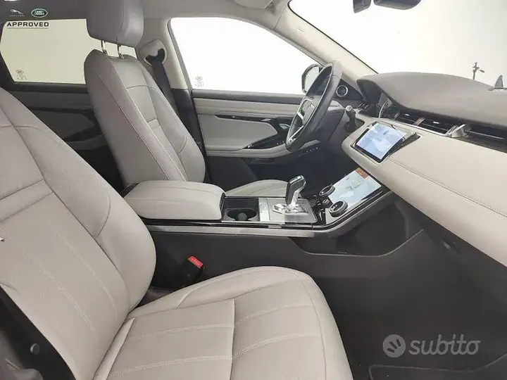 Land Rover Evoque 2022 photo 4