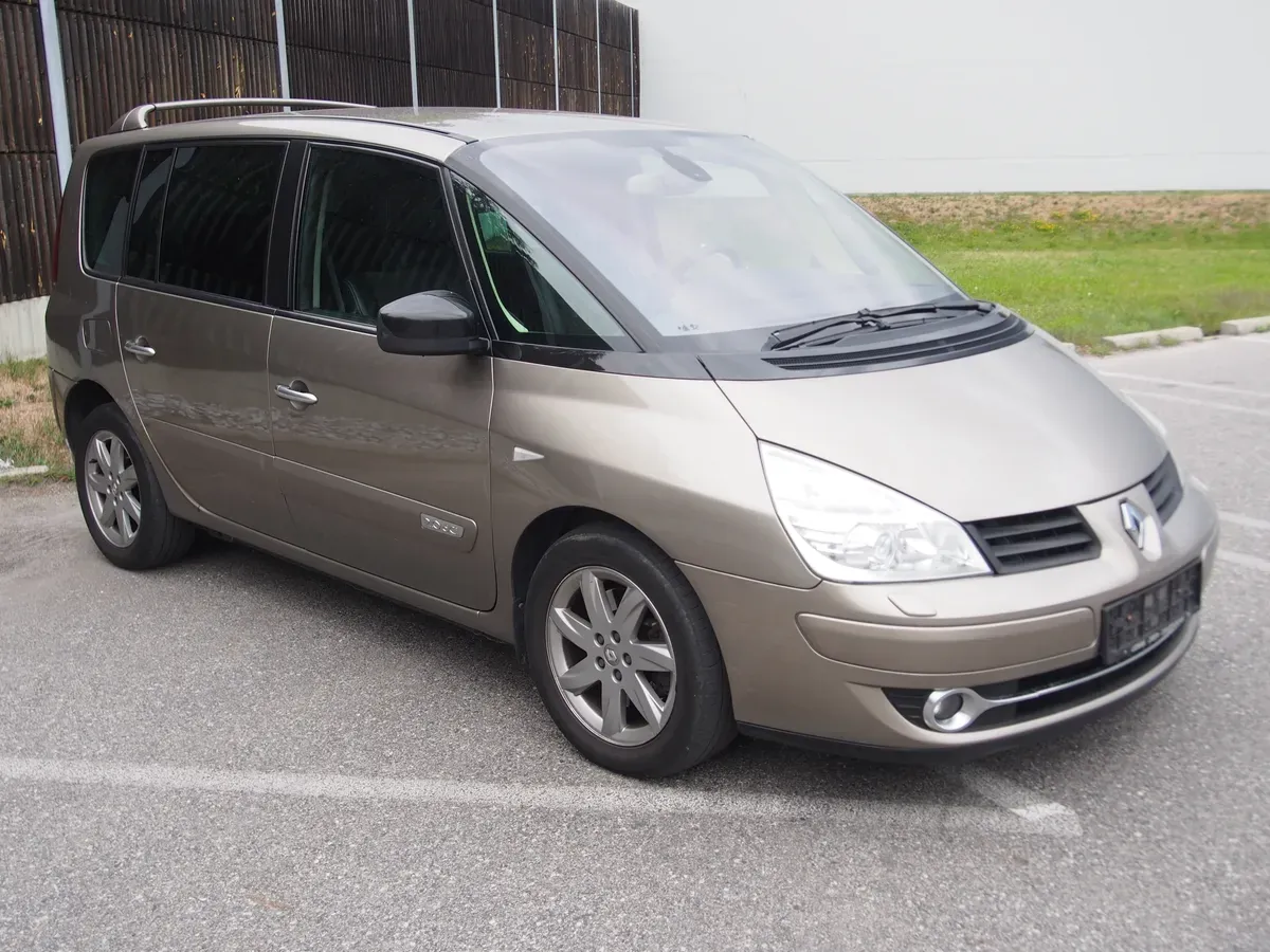 Renault Espace 2011 photo 3