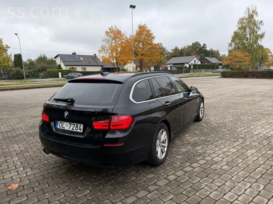 BMW 520 2010 photo 4