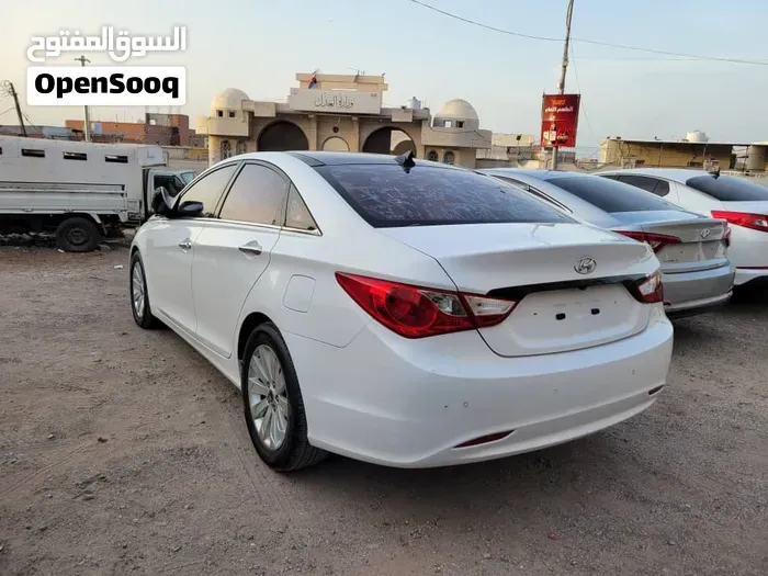 Hyundai Sonata 2011 photo 4