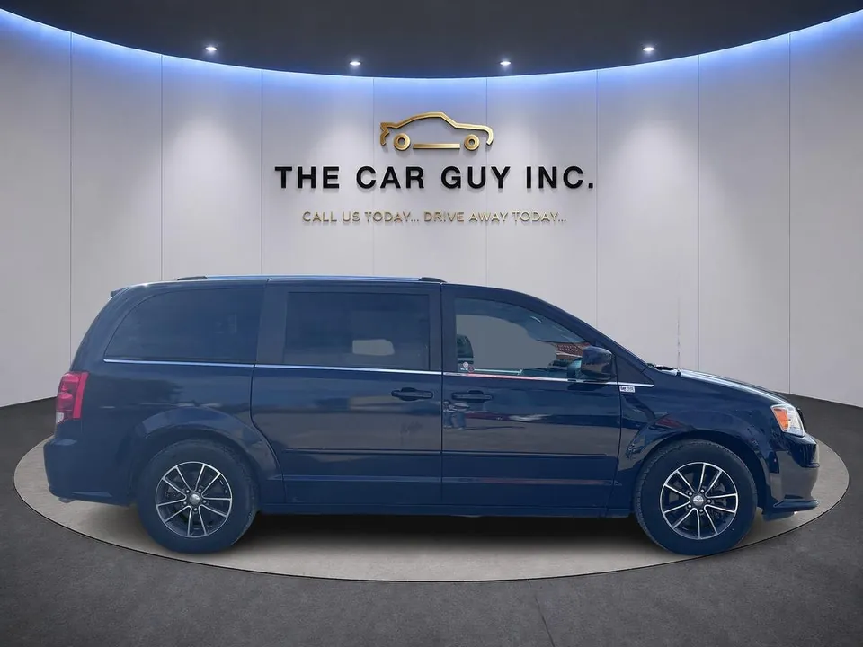 Dodge Grand Caravan 2016 photo 2