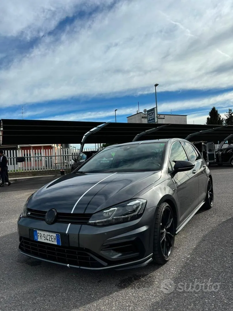 Volkswagen Golf R