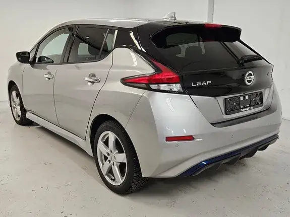 Nissan Leaf 2021 photo 4