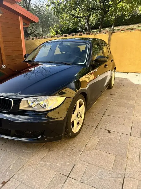 BMW 1 Series 2004 photo 2