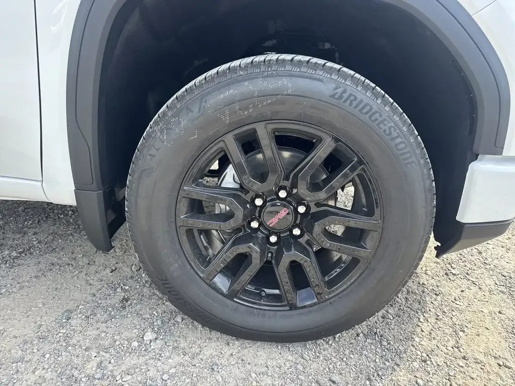 GMC Sierra 1500 2026 photo 4