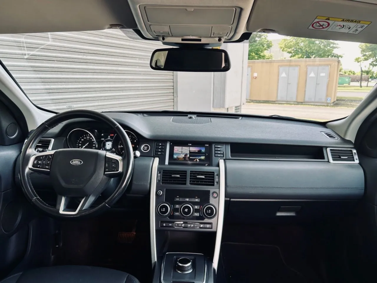 Land Rover Discovery Sport 2019 photo 5