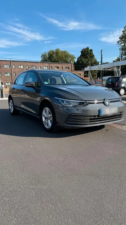 Volkswagen Golf 8