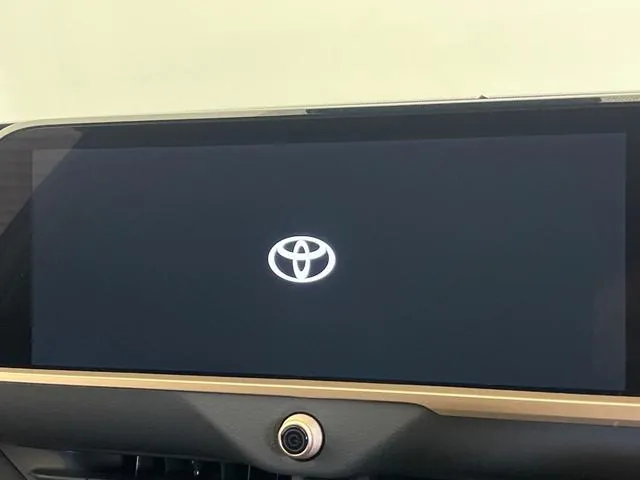 Toyota Crown Sport Z 2024 photo 5