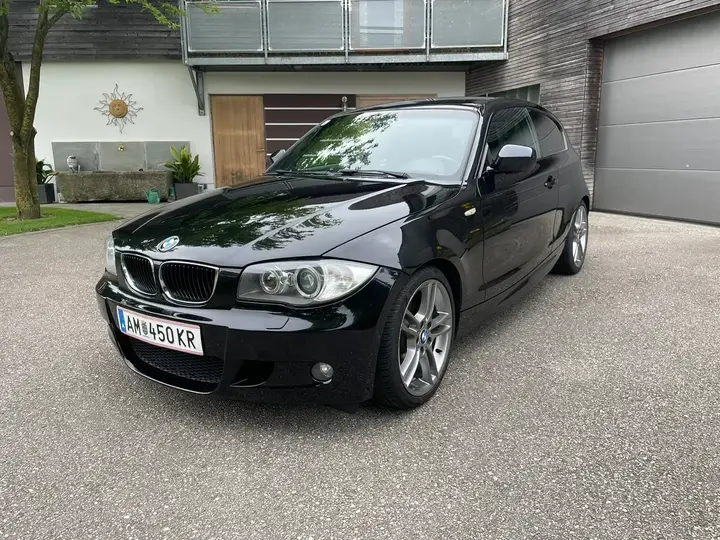 BMW 1 Series 2010 photo 3