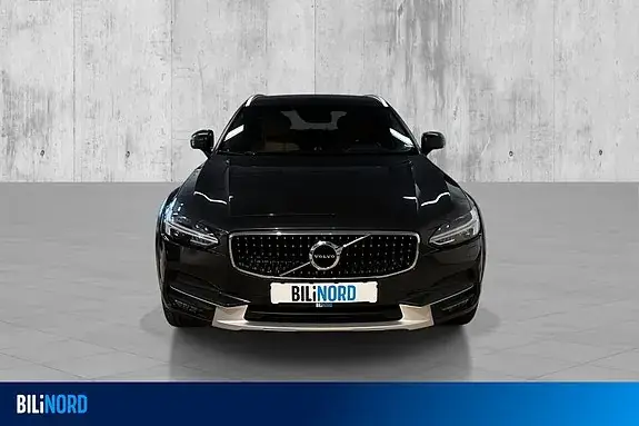 Volvo V90 Cross Country 2017 photo 2