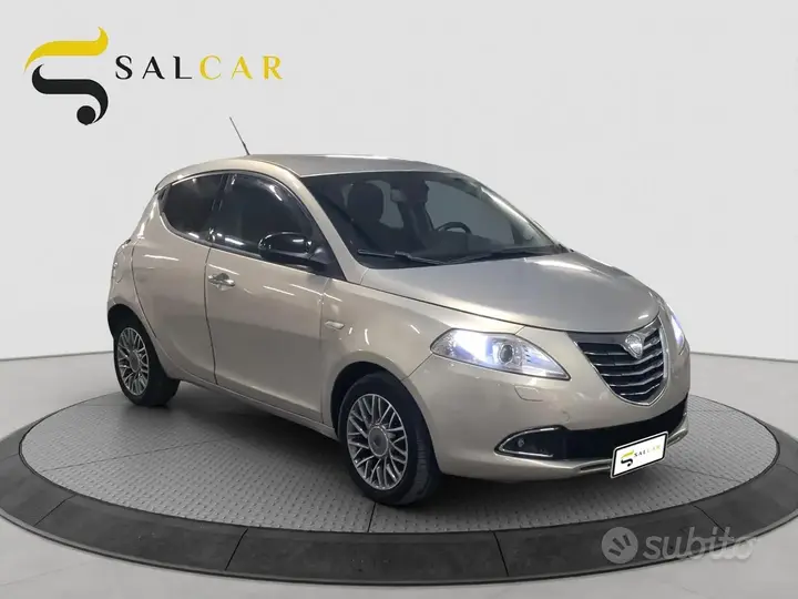 Lancia Ypsilon 2012 photo 3