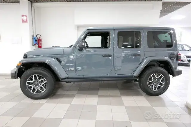 Jeep Wrangler Unlimited 2025 photo 3