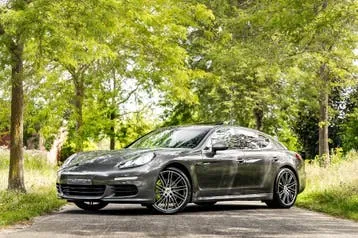 Porsche Panamera 2015 photo 3
