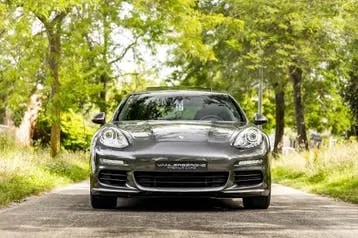Porsche Panamera 2015 photo 2