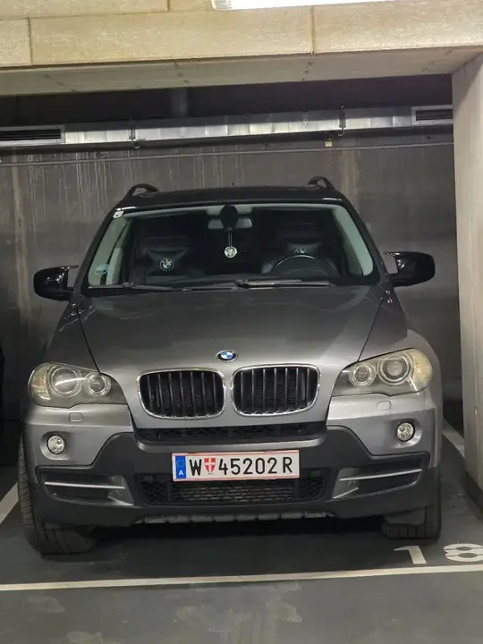 BMW X5 2007 photo 2