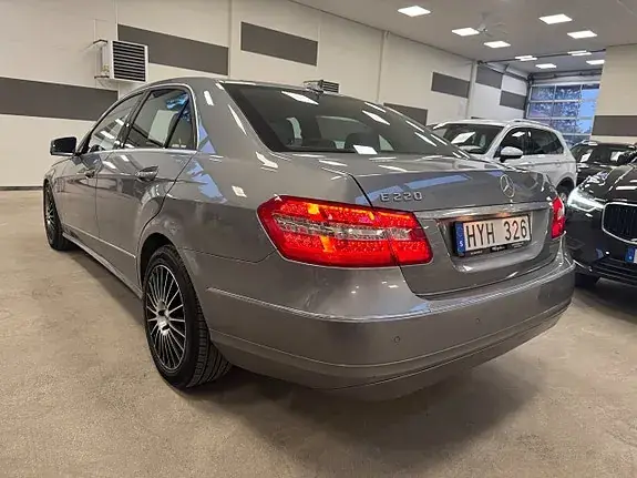 Mercedes-Benz E-Class 2010 photo 4