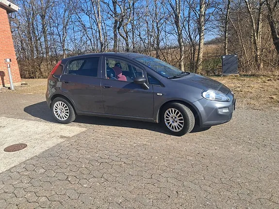 Fiat Punto 2016 photo 5