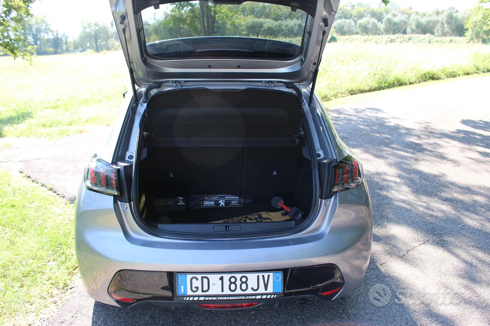 Peugeot 208 2020 photo 3