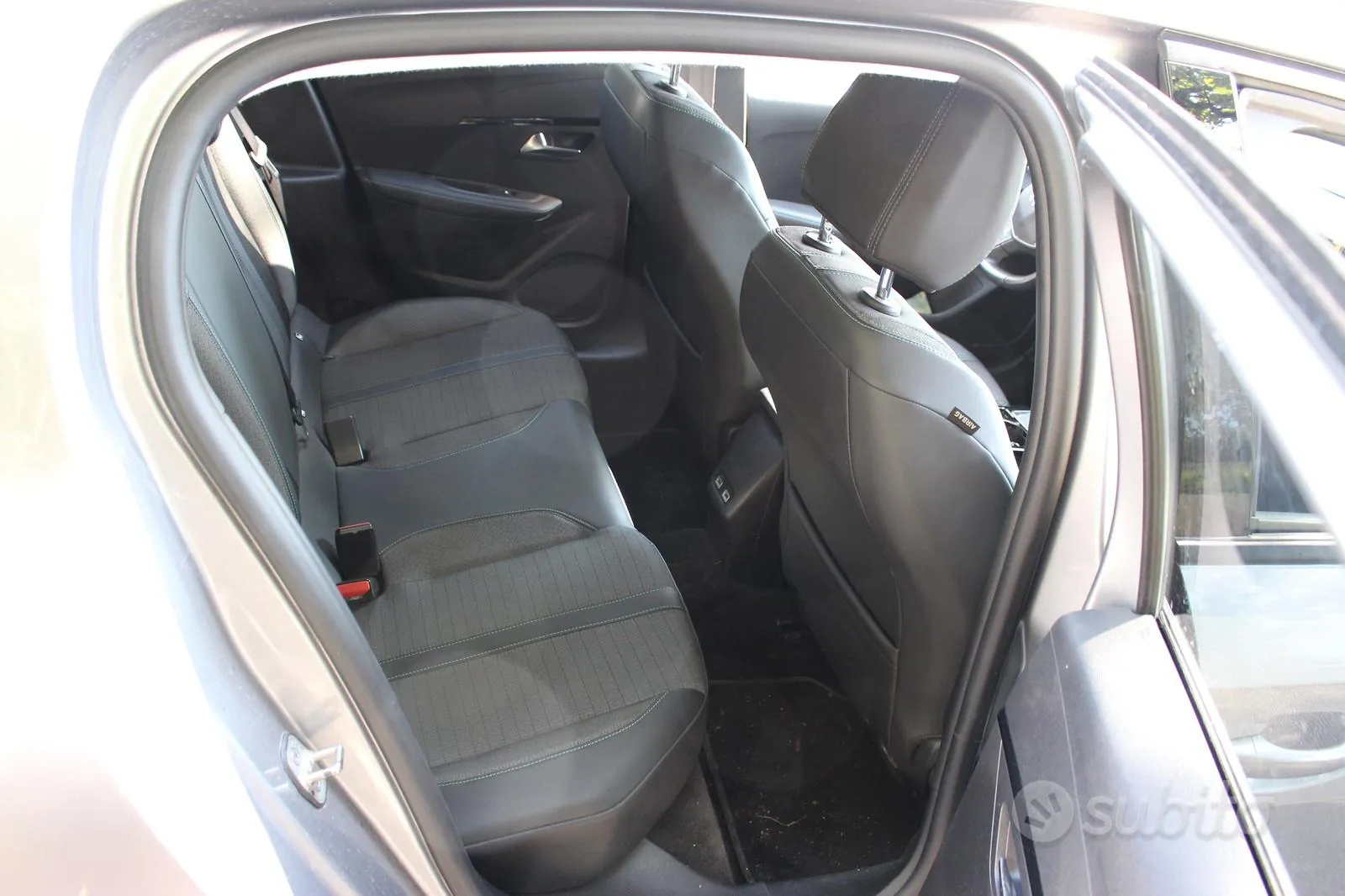 Peugeot 208 2020 photo 4