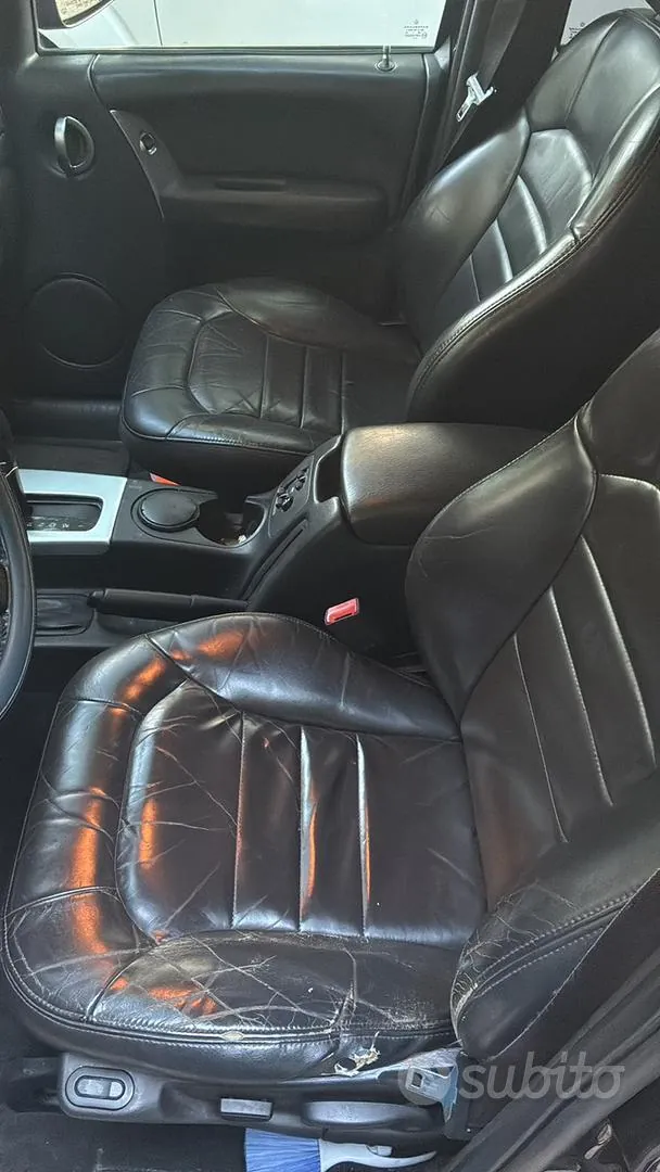 Jeep Cherokee 2001 photo 2