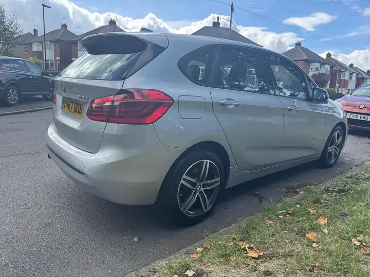 BMW 2 Series Active Tourer 2017 photo 5