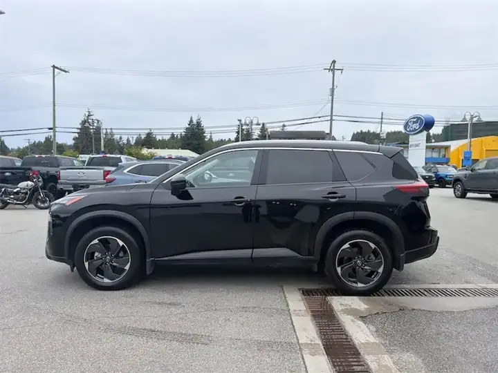 Nissan Rogue 2026 photo 2