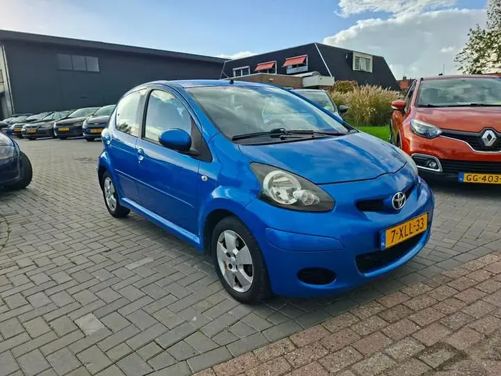 Toyota Aygo 2009 photo 2