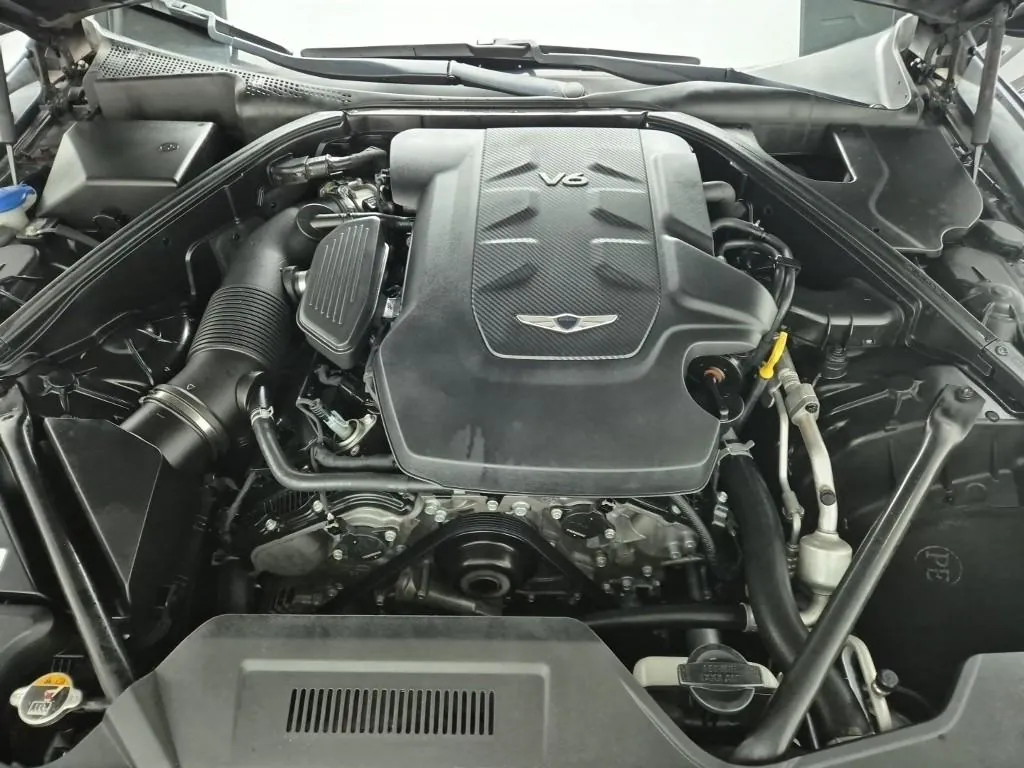 Genesis G80 2017 photo 5