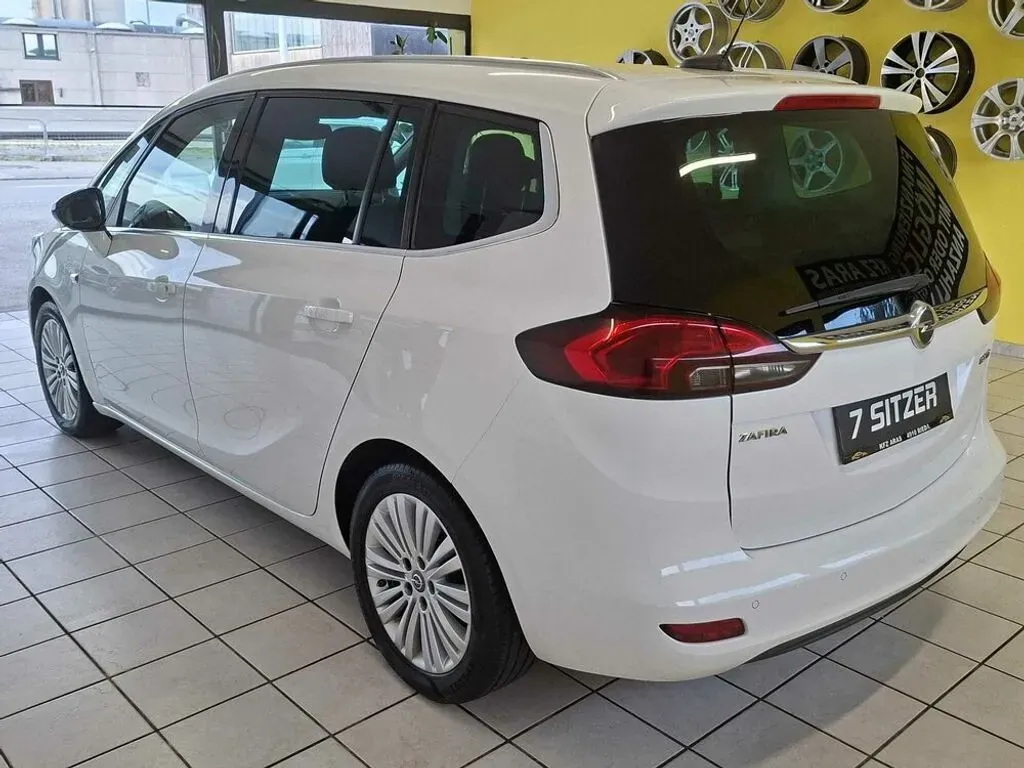 Opel Zafira 2017 photo 2