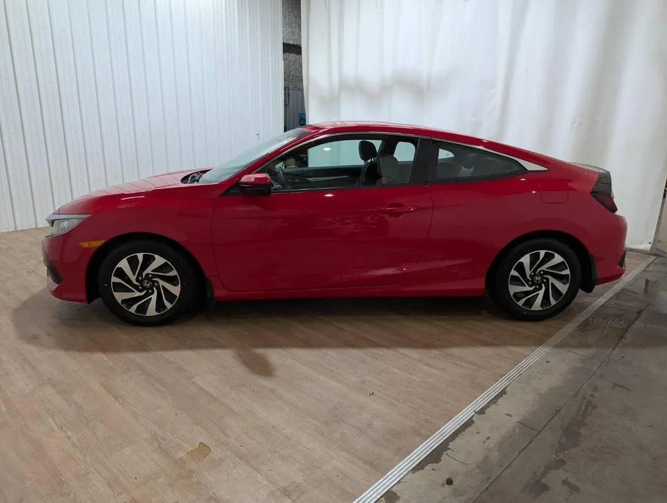 Honda Civic 2018 photo 4