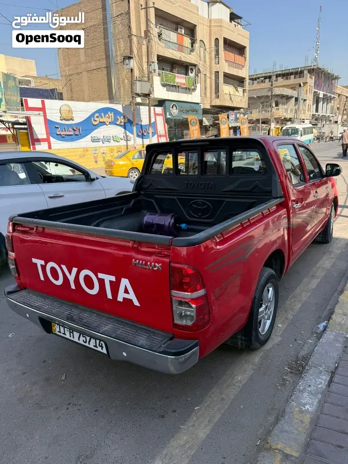 Toyota Hilux 2014 photo 4