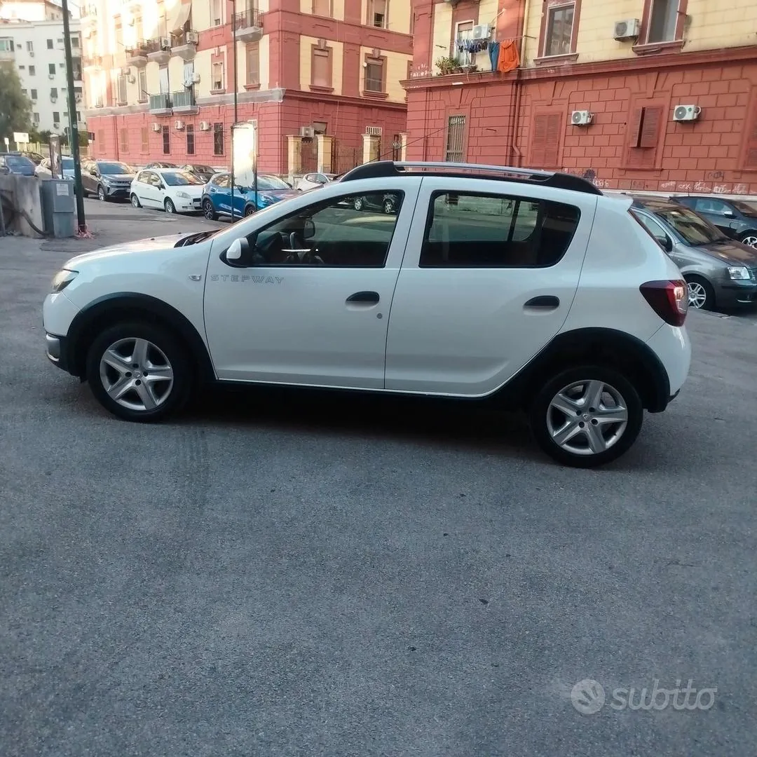 Dacia Sandero 2015 photo 4