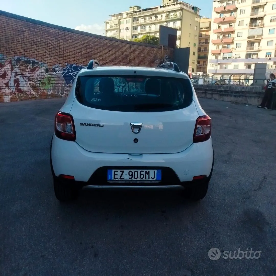 Dacia Sandero 2015 photo 3