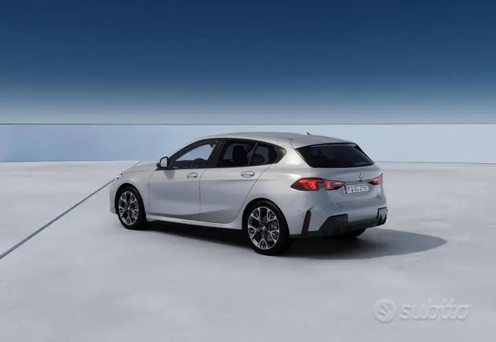 BMW 1 Series 2026 photo 2