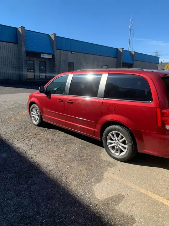 Dodge Grand Caravan 2014 photo 3