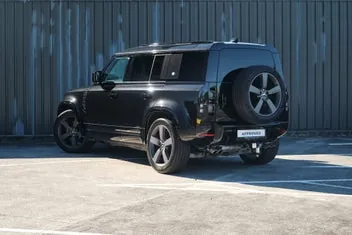 Land Rover Defender 2023 photo 4