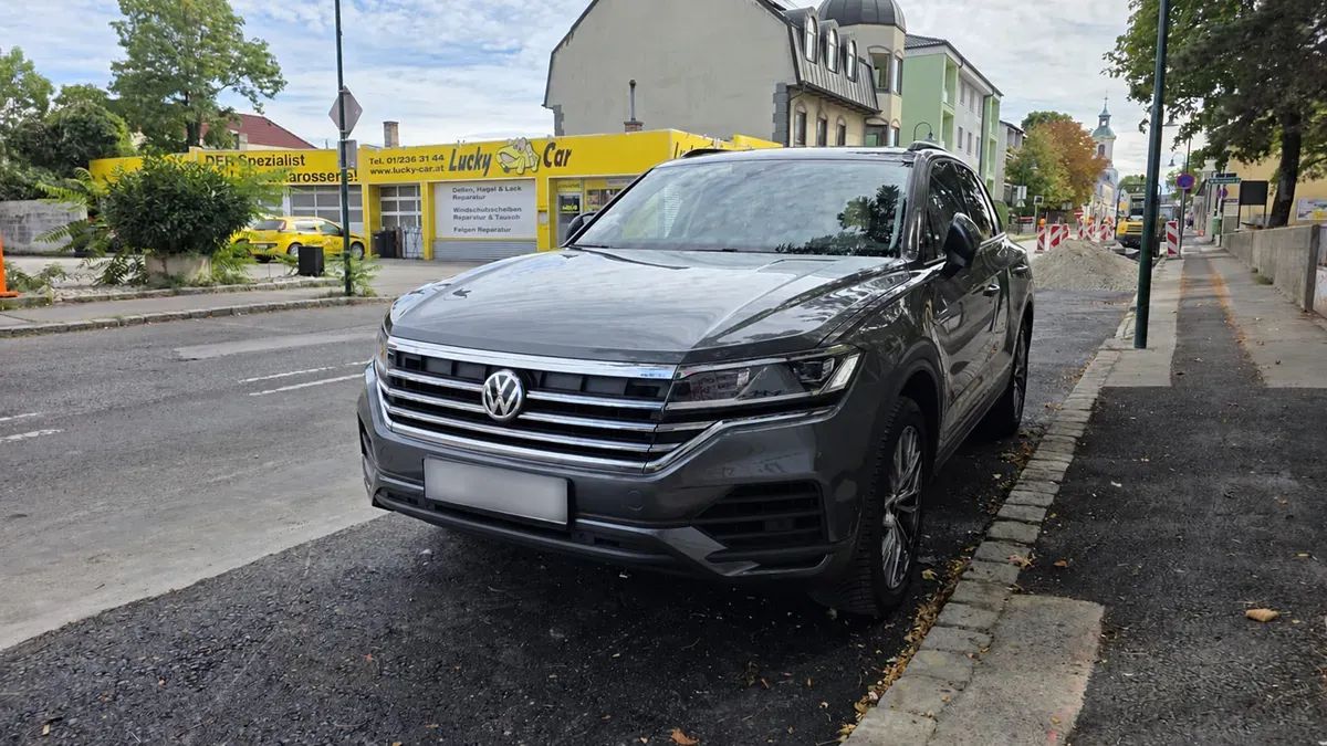 Volkswagen Touareg 2019 photo 2
