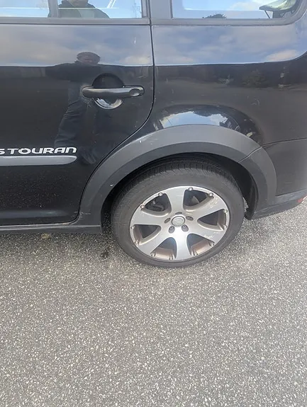 Volkswagen Touran 2010 photo 4
