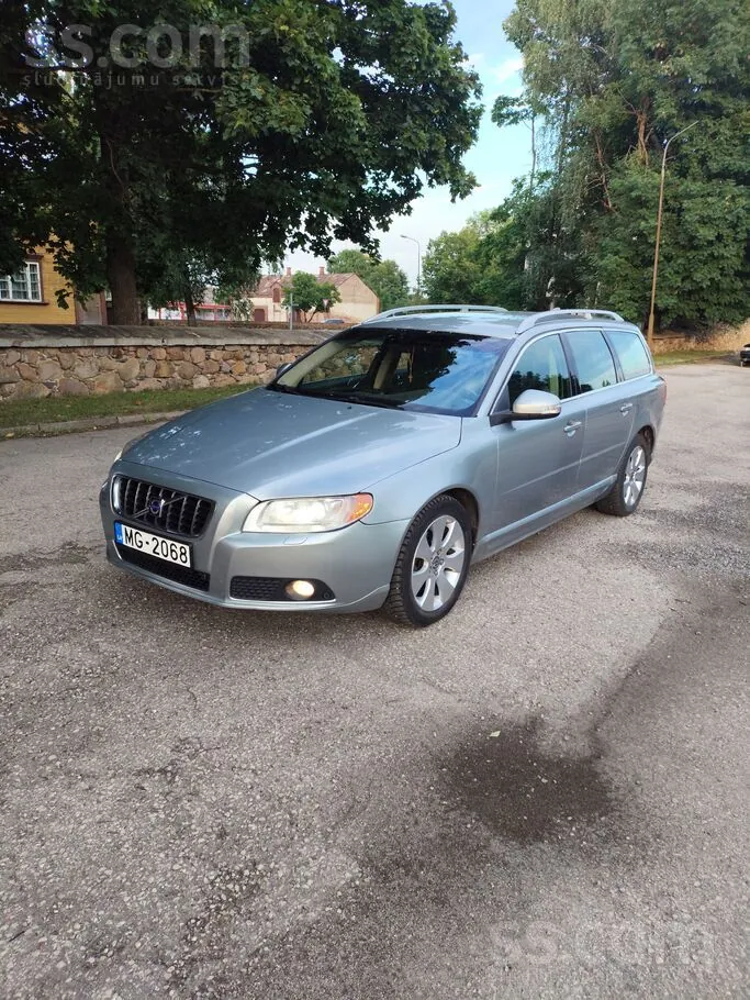 Volvo V70 2008 photo 3