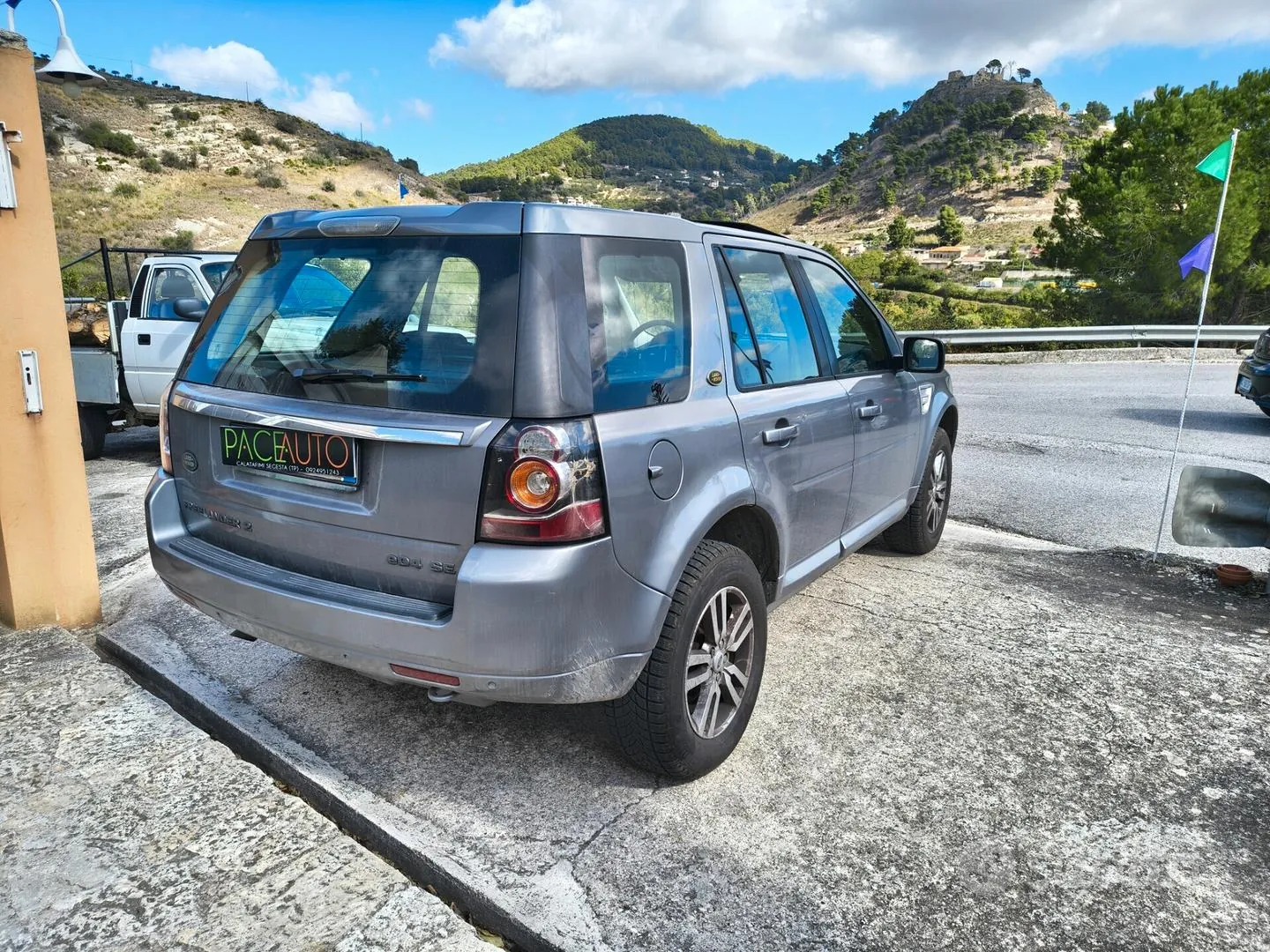 Land Rover Freelander 2013 photo 5