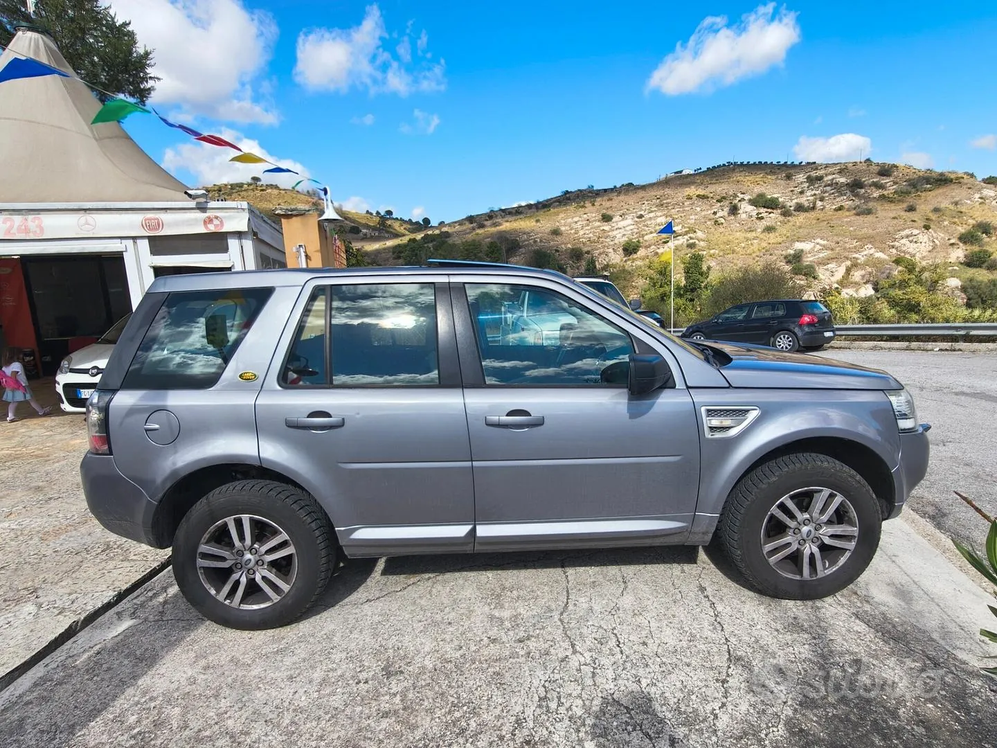 Land Rover Freelander 2013 photo 4