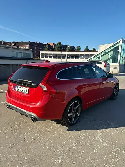 Volvo V60 2014 photo 3