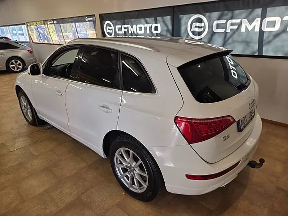 Audi Q5 2012 photo 2