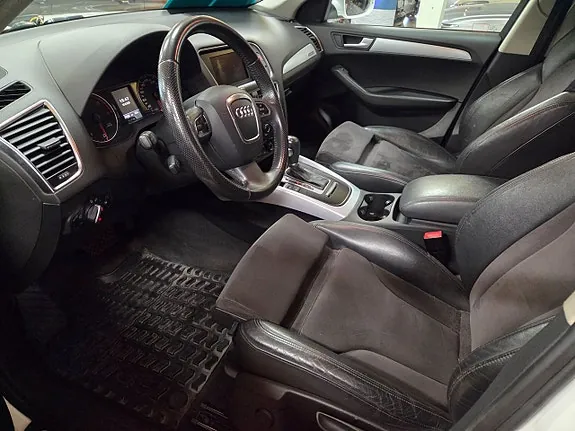 Audi Q5 2012 photo 4