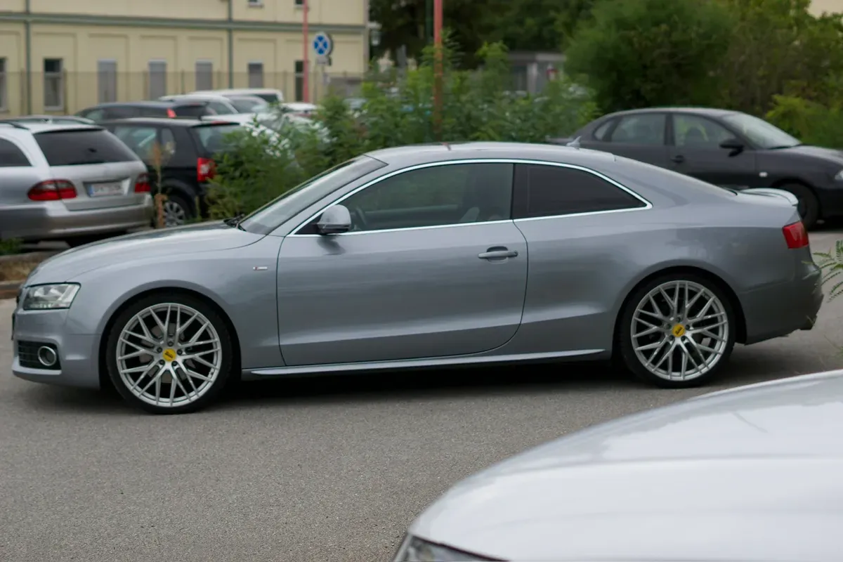 Audi A5 2008 photo 3