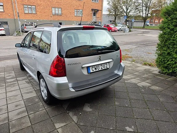 Peugeot 307 2008 photo 4