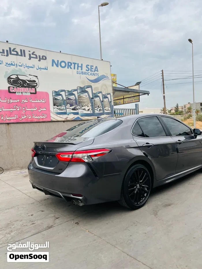 Toyota Camry 2020 photo 3